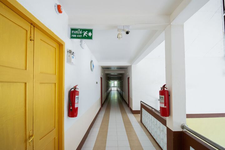 Ballroom/Hall 65 of 83