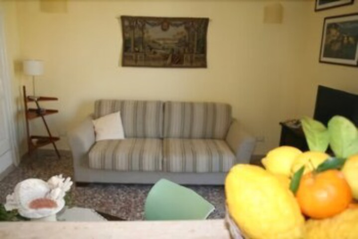 Room 46 of 61
