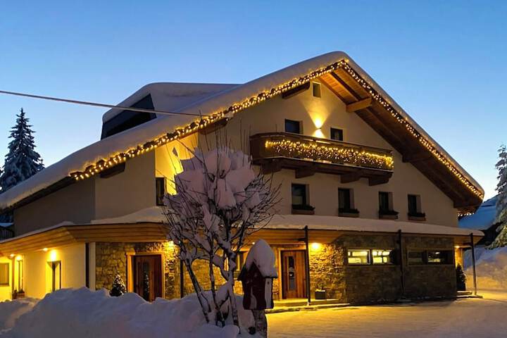 Hotel 41 of 42