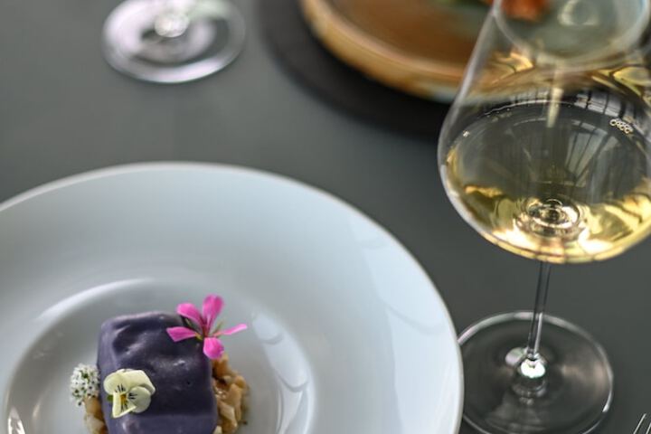 Dining 59 of 69