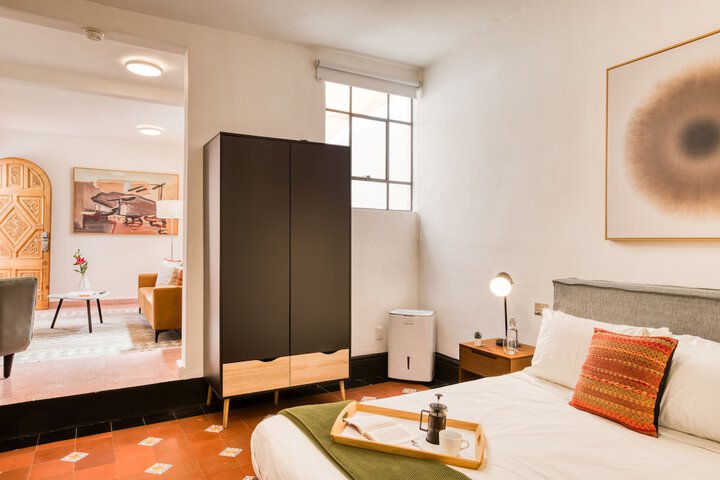 Room 50 of 140