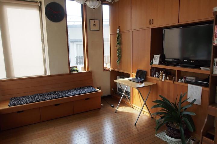 Room 15 of 46