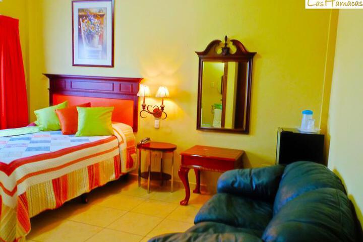 HOTEL LAS HAMACAS