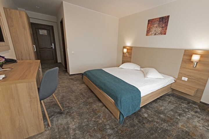 Room 19 of 60