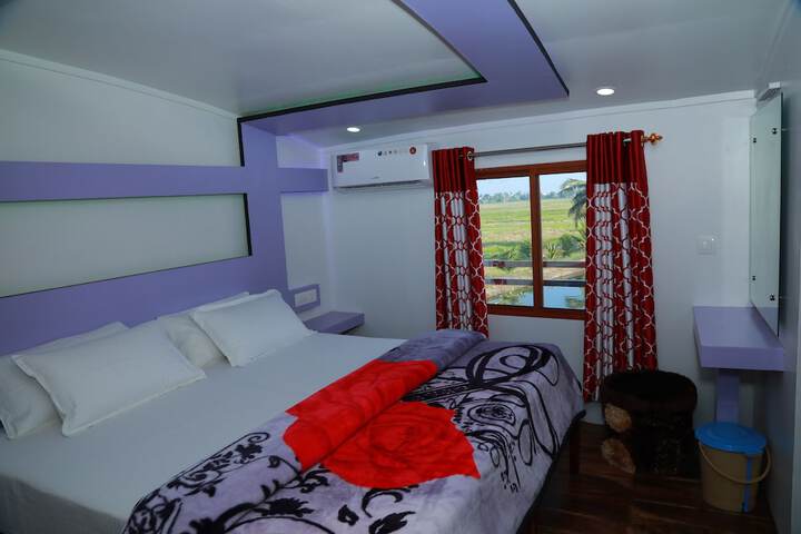 Room 3 of 61