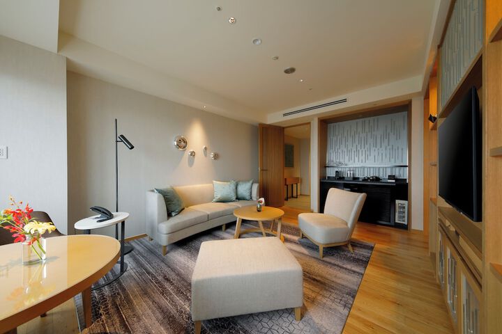 Room 30 of 165