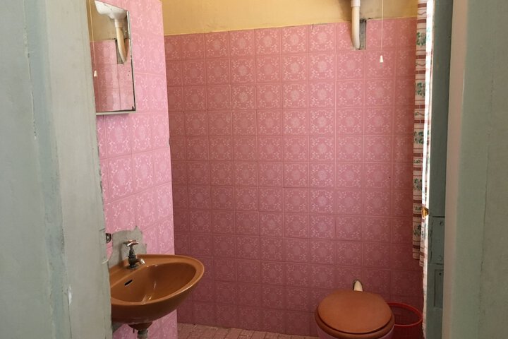 Room 22 of 38