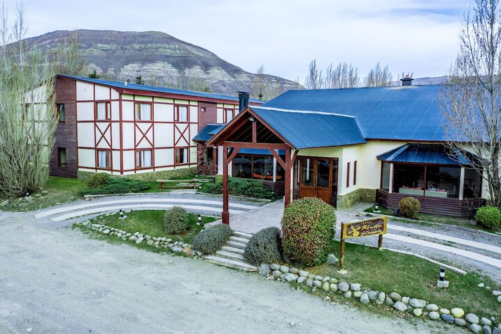 Hotel Entry