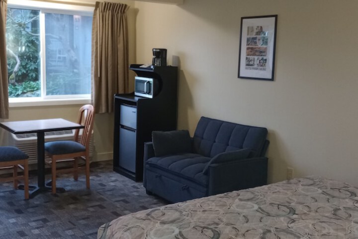 Room 75 of 154