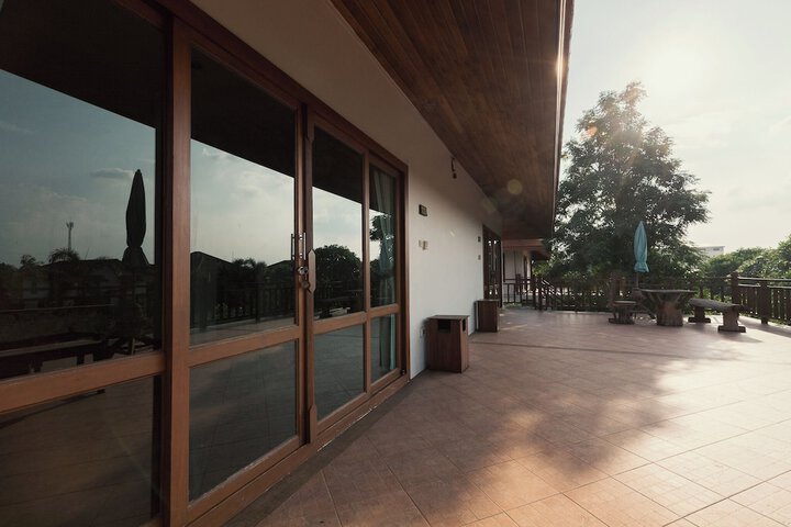 Terrace/Patio 14 of 40