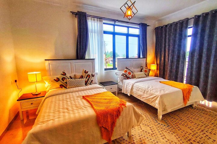 Room 14 of 36