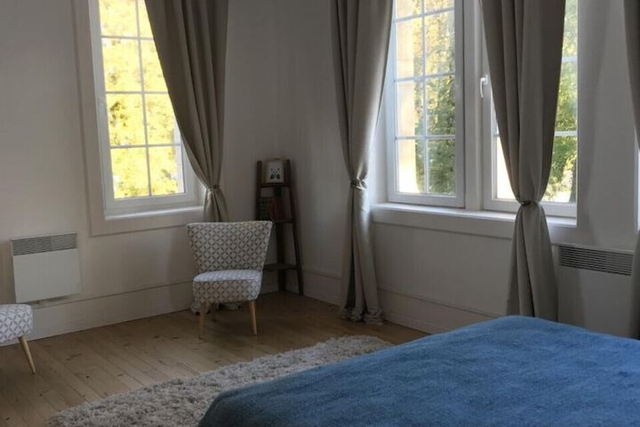 Room 14 of 16