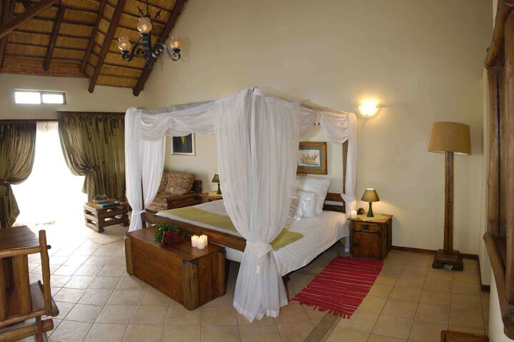 Room 2 of 80