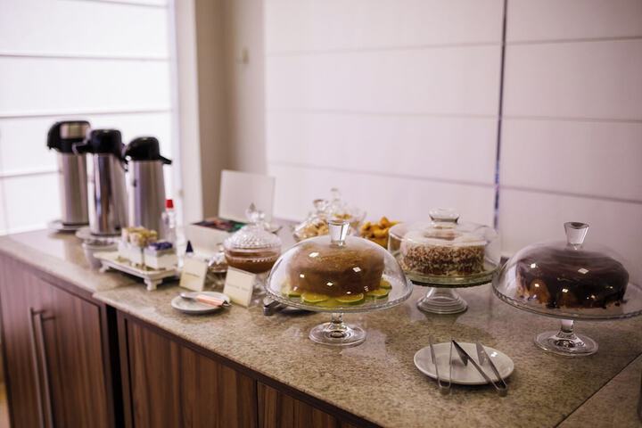 Breakfast/Coffee Service 44 of 67