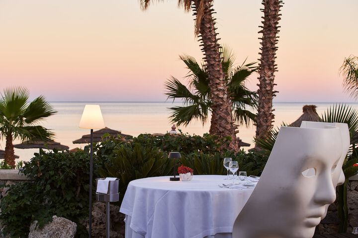 Dining 162 of 253