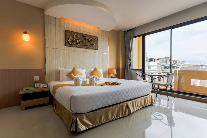 Room 55 of 214