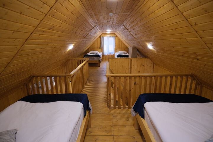 Room 44 of 94