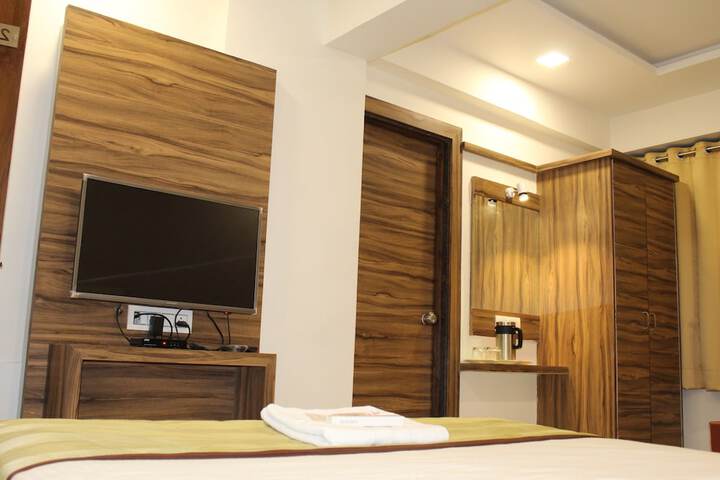 Room 12 of 21