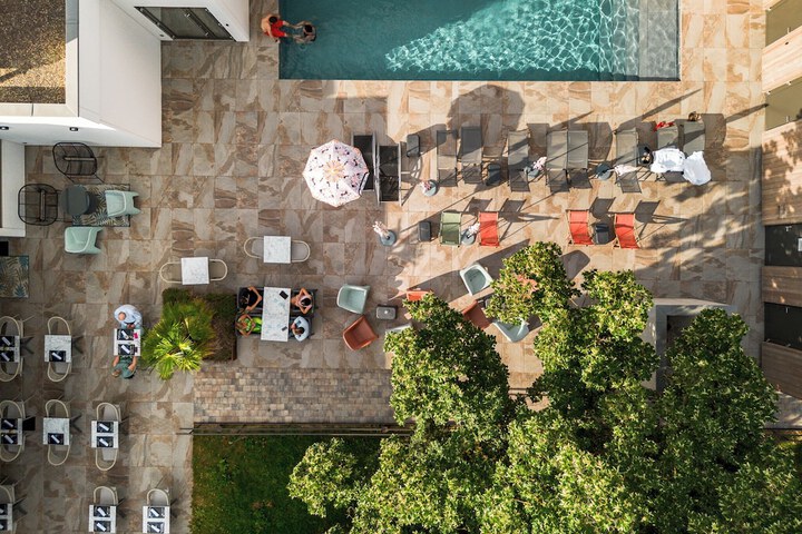 Terrace/Patio 181 of 187