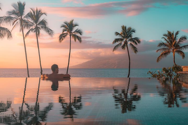 Infinity pool