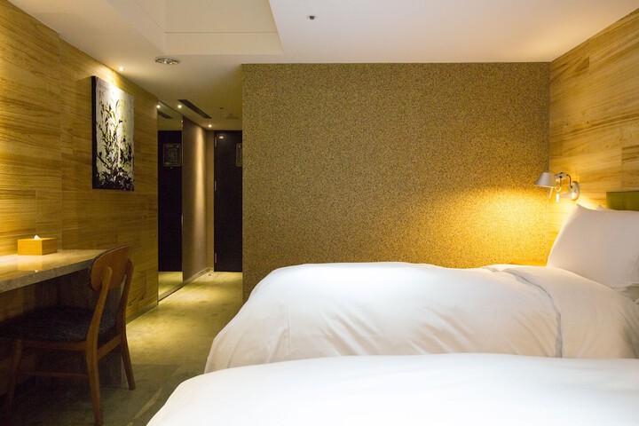 Room 36 of 105