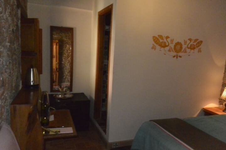 Room 9 of 97