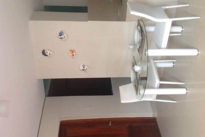Room 5 of 14