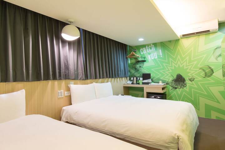 Room 27 of 66