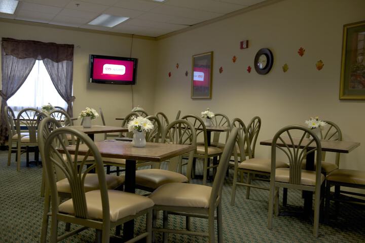 Breakfast area