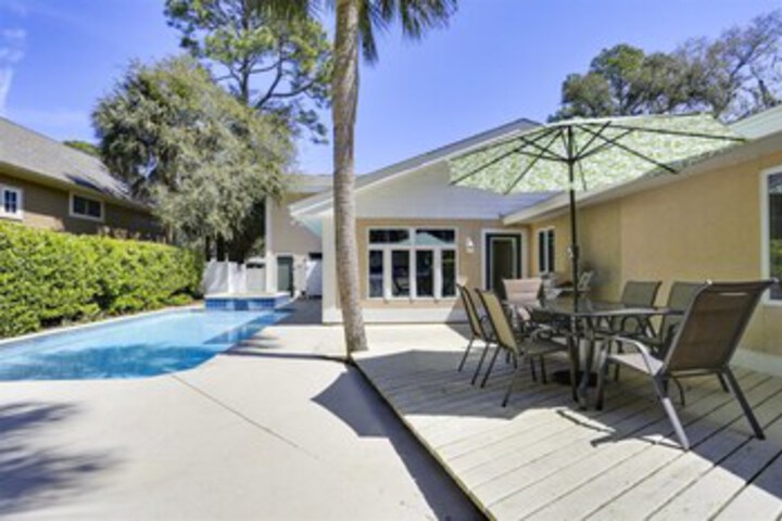Pool 31 of 57