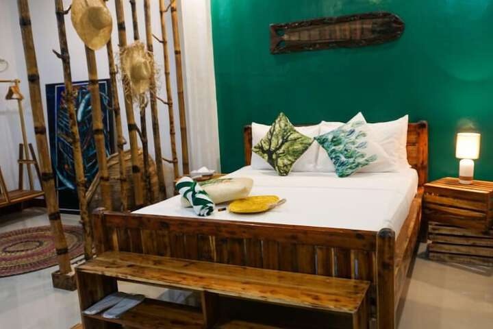 Room 5 of 21