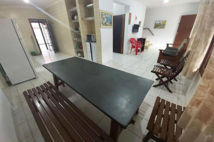 Room 3 of 16