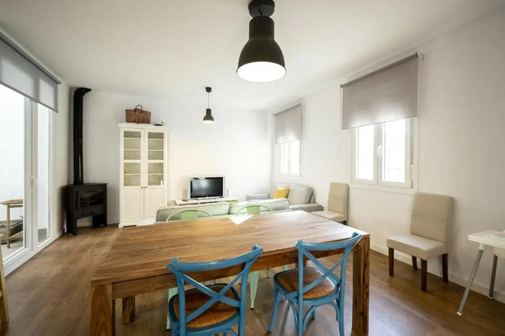 Room 3 of 21