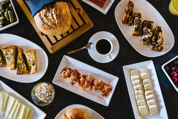 Breakfast/Coffee Service 57 of 78