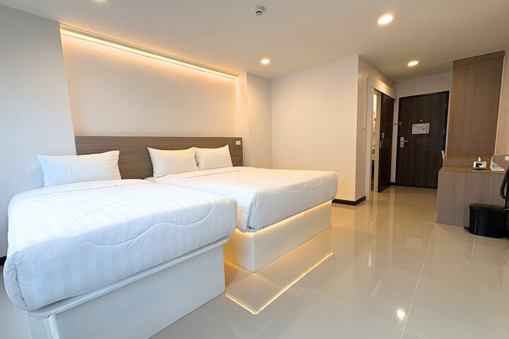 Room 30 of 78