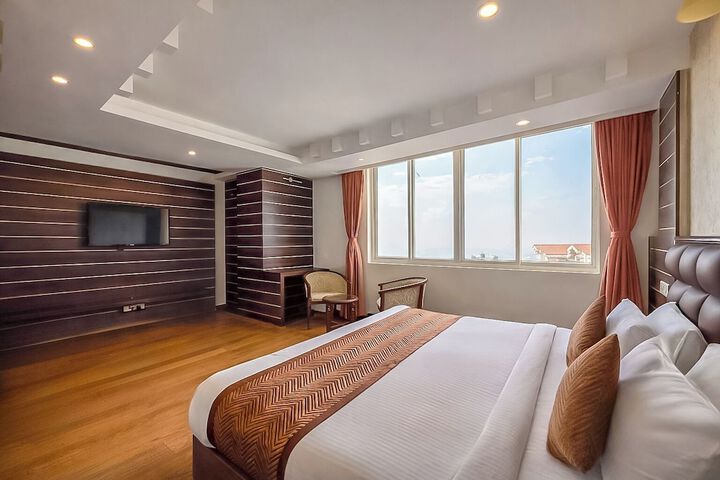 Room 10 of 75