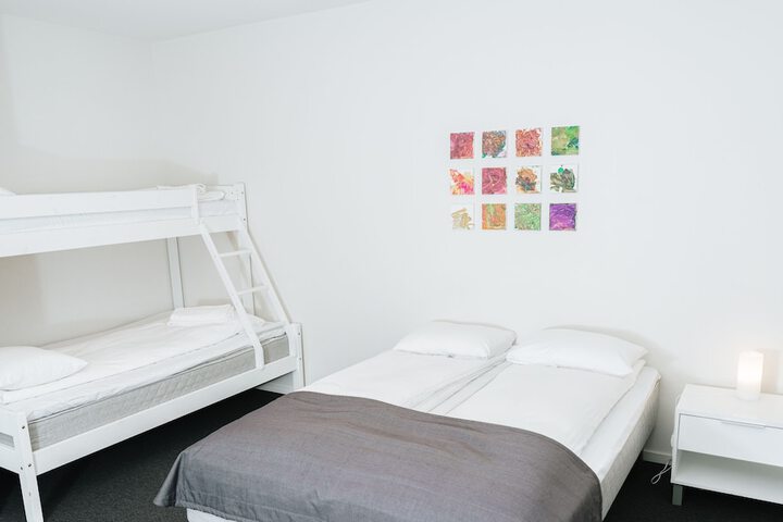 Room 17 of 50