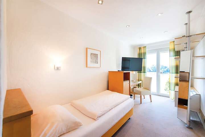 Room 25 of 130