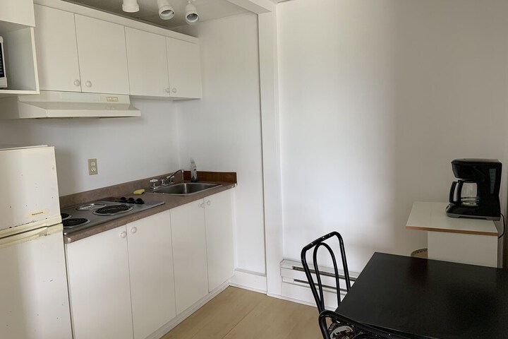 Room 18 of 42