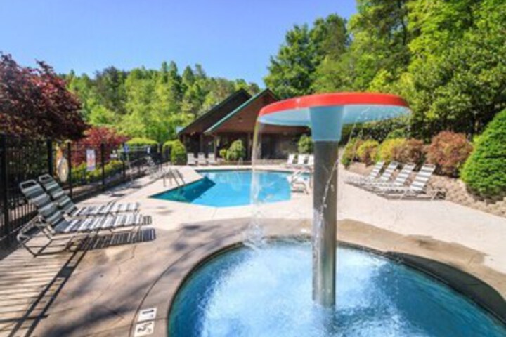Pool 28 of 44