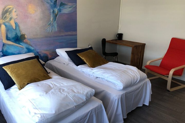 Room 10 of 67