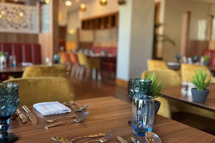 Dining 99 of 192