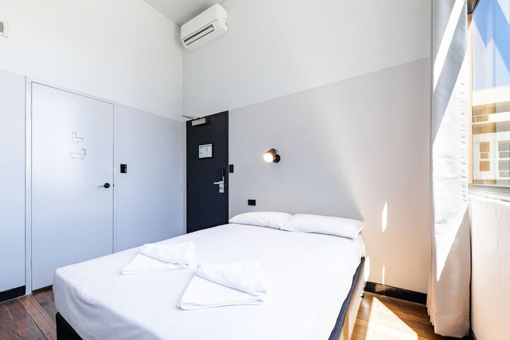 Room 20 of 42