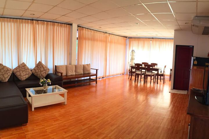 Room 22 of 68