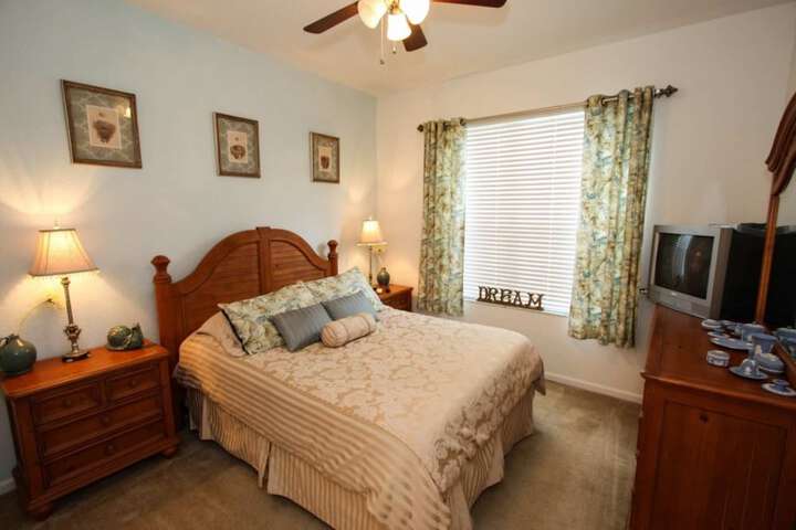 Room 3 of 28