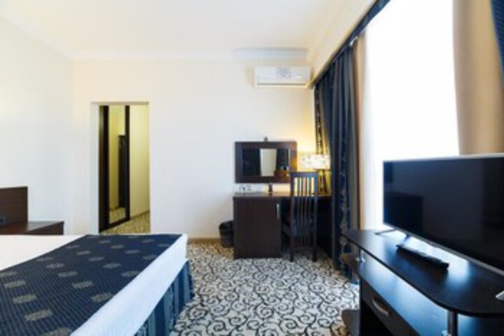 Room 36 of 48