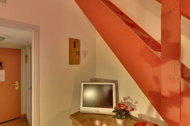Room 16 of 59