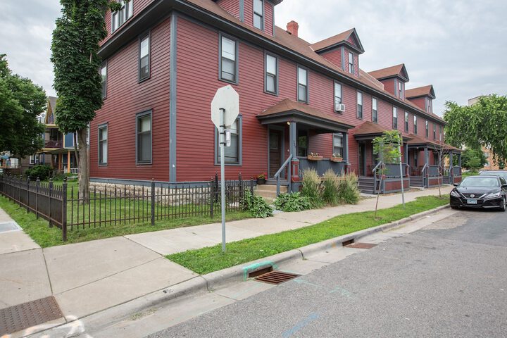 Image of Midtown Manor