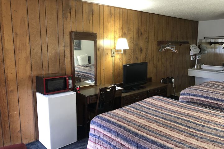 Room 6 of 91