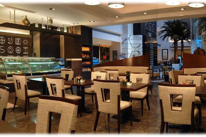 Dining Photos